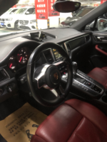 2016 Porche Macan - Image 5